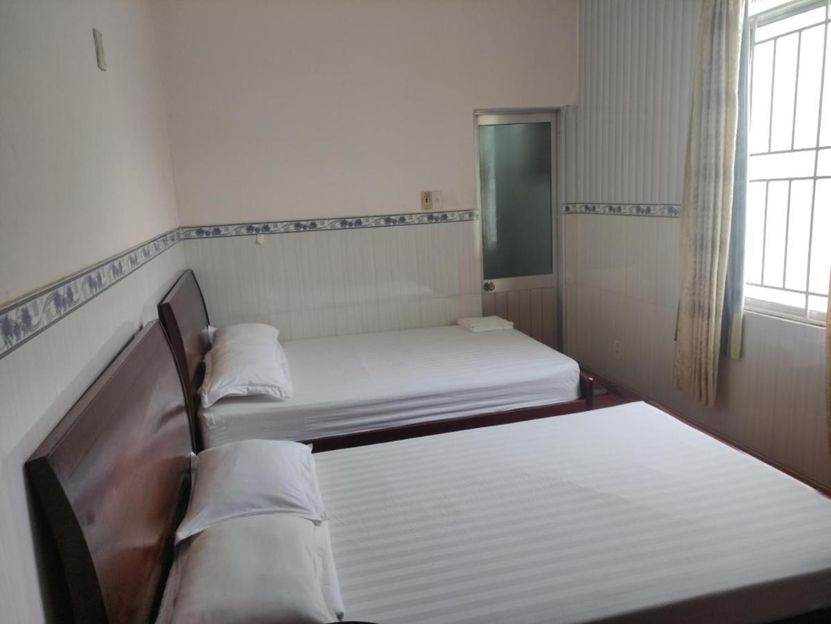 Khach San Phu Phuong Hotel Nha Trang Exterior photo
