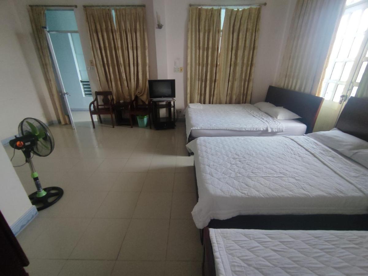 Khach San Phu Phuong Hotel Nha Trang Exterior photo
